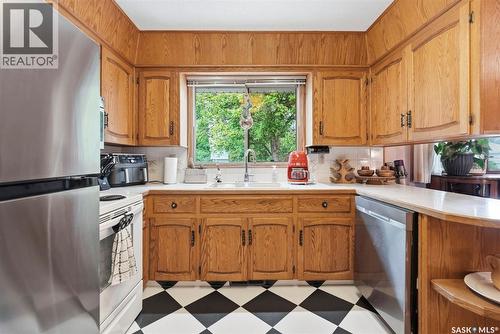 30 Riel Crescent, Saskatoon, SK 