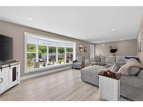 347 Dillon Ave, Dalhousie, NB 
