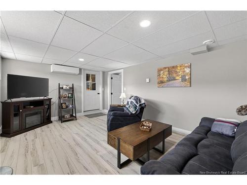 347 Dillon Ave, Dalhousie, NB 