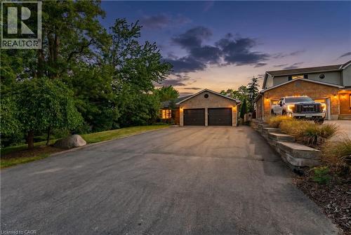 907 DOON VILLAGE Road  Kitchener, ON N2P 1A1