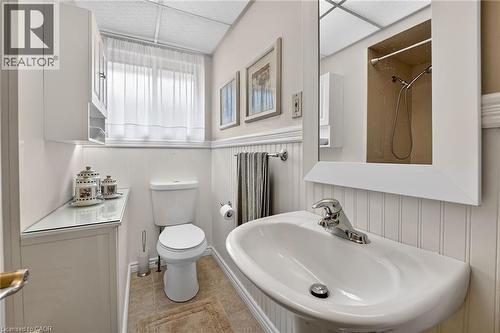 10 Helga Court, Hamilton, ON 
