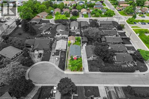 10 Helga Court, Hamilton, ON 