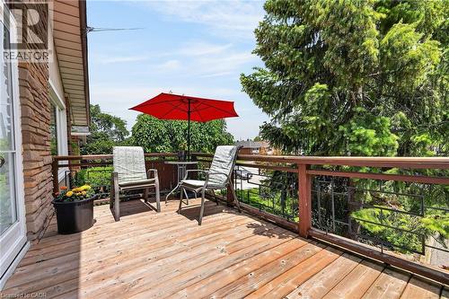10 Helga Court, Hamilton, ON 