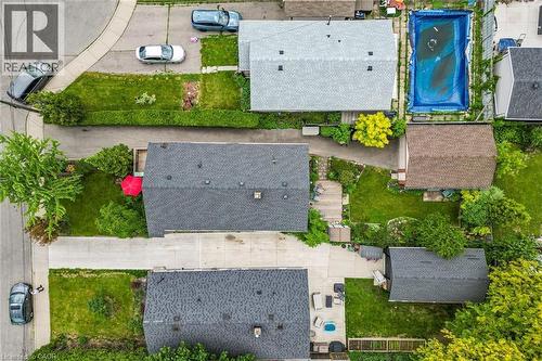 10 Helga Court, Hamilton, ON 