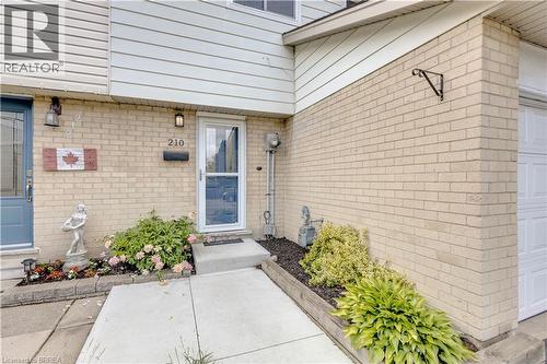 210 Golden Orchard Drive, Hamilton, ON 