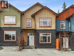 8-35 NORMANDY ROAD Whitehorse, YT Y1A 0L4
