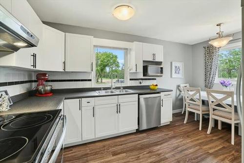 5437 Main St, St Andrews, MB 