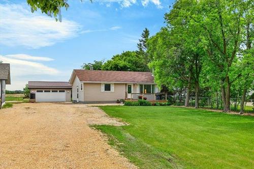 5437 Main St, St Andrews, MB 