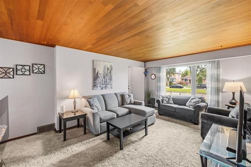 407 Inkster Blvd, Winnipeg, MB 