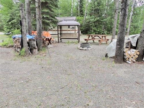53 Ayers Cove, Manigotagan, MB 