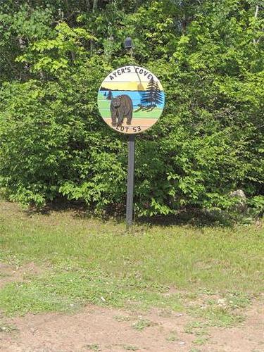 53 Ayers Cove, Manigotagan, MB 