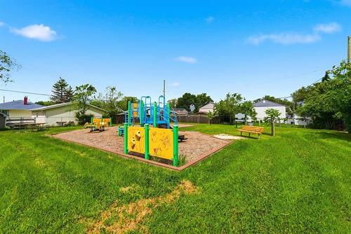 48 Jubinville Bay, Winnipeg, MB 