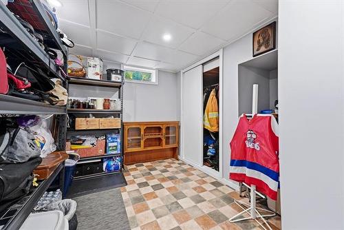 48 Jubinville Bay, Winnipeg, MB - Indoor