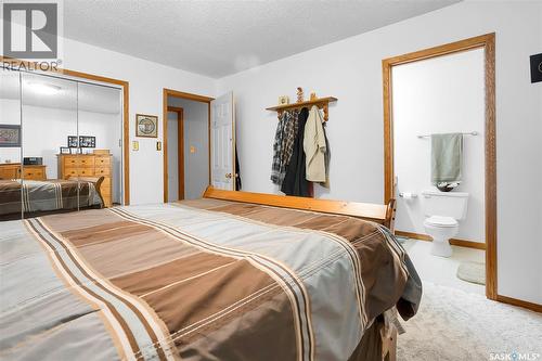 330 Whiteshore Way, Saskatoon, SK 