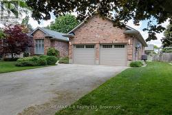 38 MURRAY HILL ROAD Stratford, ON N5A 7J8