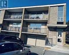 3 - 242 WILMINGTON AVENUE Toronto, ON M3H 5K3