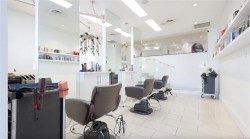 2047 Oak Bay Ave Oak Bay, BC V8R 1E5