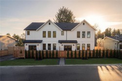 #1-1255 Dunsterville Ave Saanich, BC V8Z 2W9