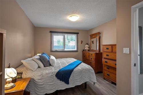 179 Lake Village Rd, Winnipeg, MB 
