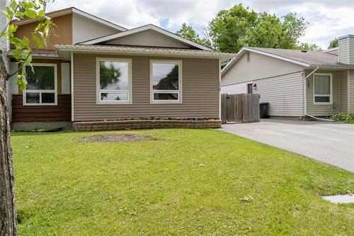 179 Lake Village Rd, Winnipeg, MB 