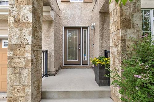 180 Bridgeland Dr, Winnipeg, MB 
