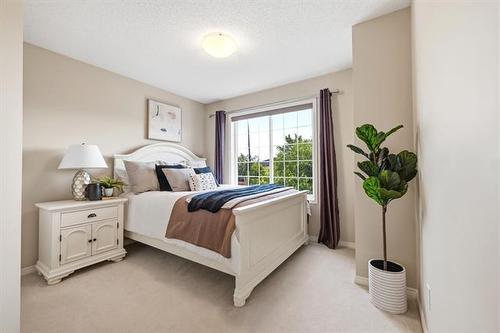 180 Bridgeland Dr, Winnipeg, MB 