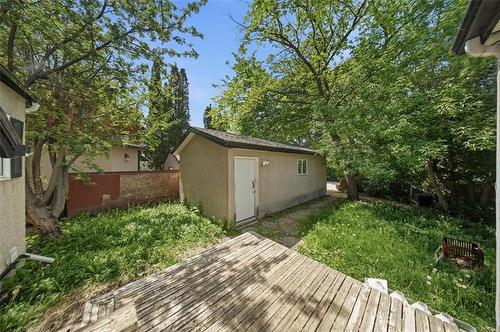 31 Hemlock Pl, Winnipeg, MB 