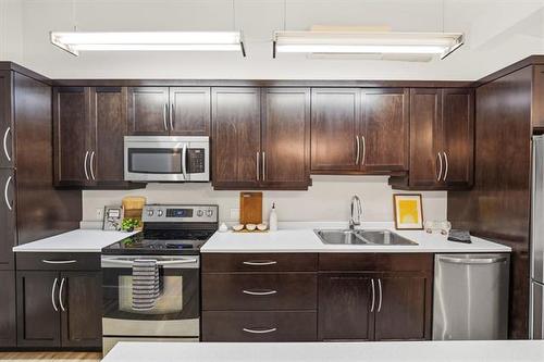 B-711 Niagara St, Winnipeg, MB 