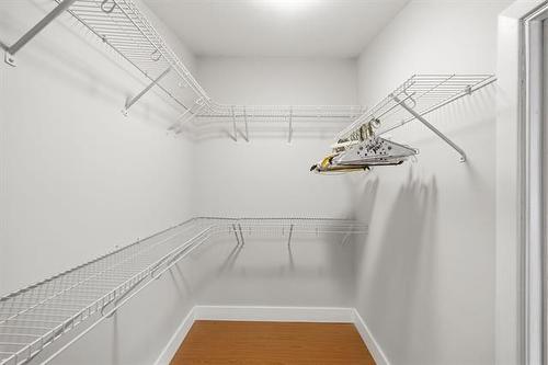 B-711 Niagara St, Winnipeg, MB 