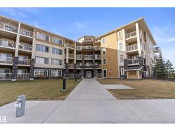 #305 3670 139 AV NW  Edmonton, AB T5Y 3N5