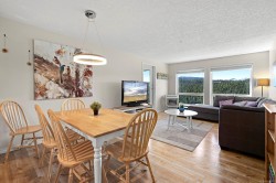 #312-1201 Henry Rd Courtenay, BC V9J 1L0
