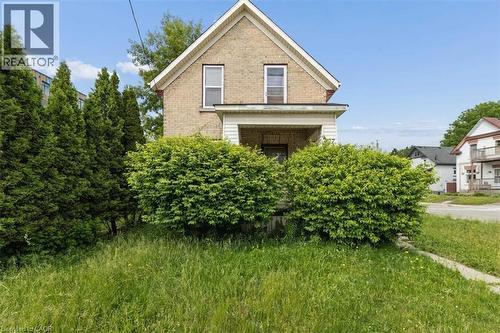 427 Duke Street W, Kitchener, ON - Outdoor