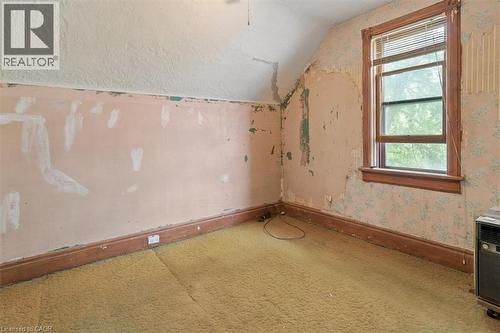 427 Duke Street W, Kitchener, ON - Indoor Photo Showing Other Room