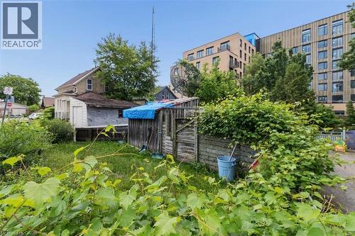 427 Duke Street W, Kitchener, ON - Outdoor