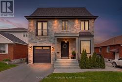 130 EDGECROFT ROAD  Toronto, ON M8Z 2C3