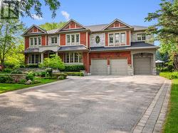 799 LANDRESSE COURT  Newmarket, ON L3X 1M6