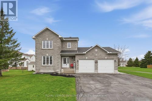 36 Frontenac Boulevard, Russell, ON 