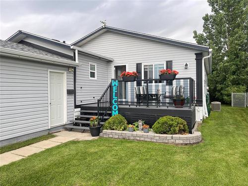 17 Eagle Way, Brandon, MB 