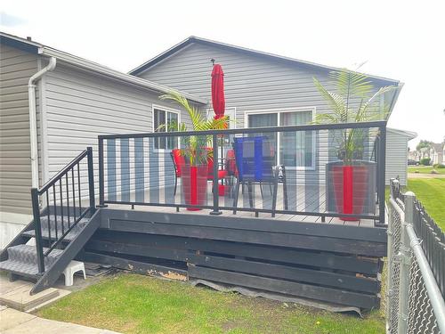 17 Eagle Way, Brandon, MB 