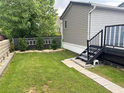 17 Eagle Way, Brandon, MB 