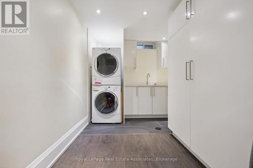 Quartz counter in laundry - 3084 Kilbride Crescent, Mississauga, ON 