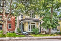 108 STANLEY AVENUE  Ottawa, ON K1M 1N9