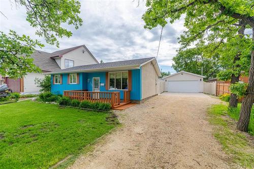 255 McLean Street  Winnipeg, MB R3R 0V6