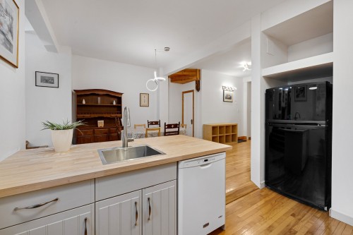 Kitchen - 3545 Rue Ste-Famille, Montréal (Le Plateau-Mont-Royal), QC - Indoor Photo Showing Kitchen