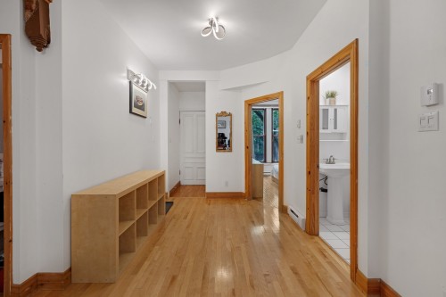Mud Room - 3545 Rue Ste-Famille, Montréal (Le Plateau-Mont-Royal), QC - Indoor Photo Showing Other Room