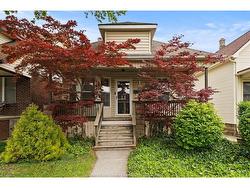 1056 GLADSTONE Windsor, ON N9A 2R8
