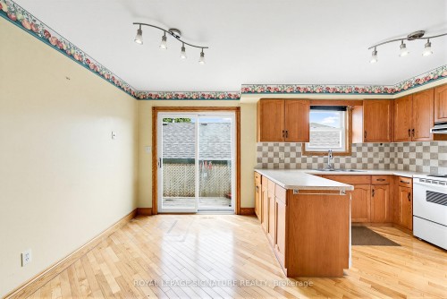 20 Mcfeeters Crescent, Clarington, ON 