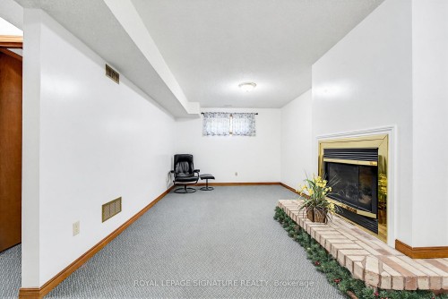 20 Mcfeeters Crescent, Clarington, ON 