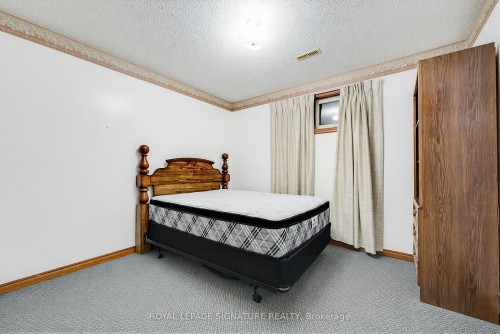 20 Mcfeeters Crescent, Clarington, ON 