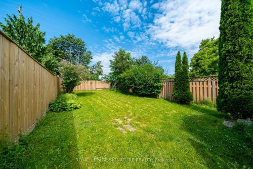 20 Mcfeeters Crescent, Clarington, ON 